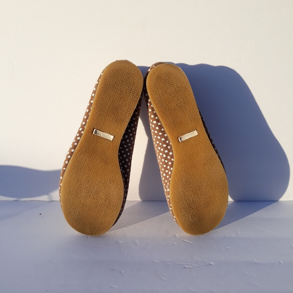 American Eagle Outfitters flats. Size 6. - Picture 3 of 3
